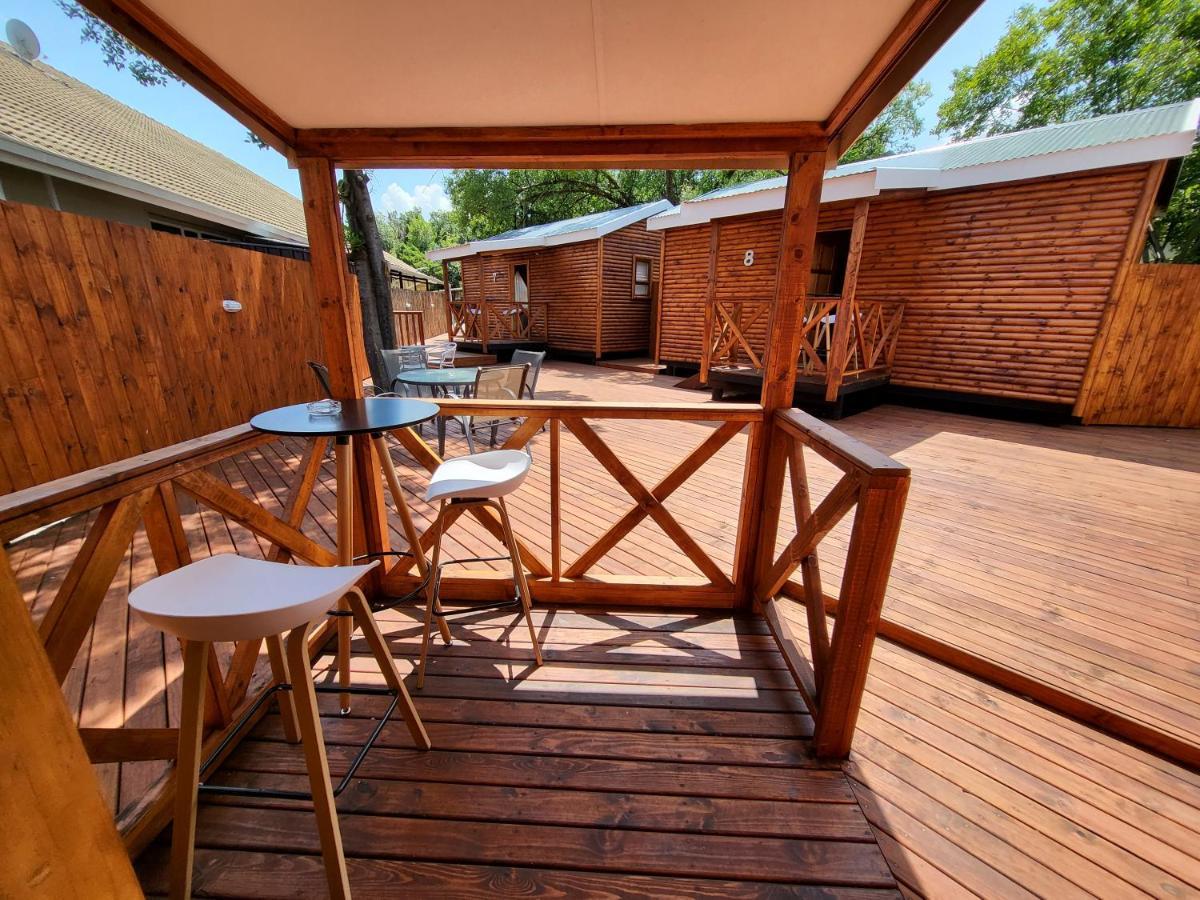 Sandstone Kroonstad Esterno foto